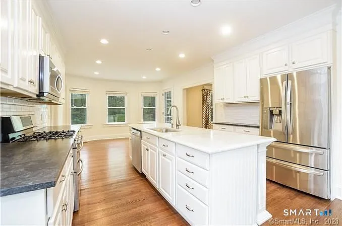 456 White Oak Shade Rd — Photo 10