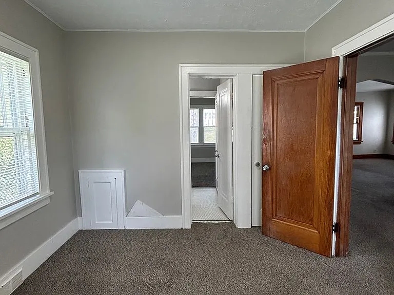 3516 N 47th Ave — Photo 14