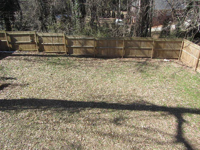 4 Bedroom, 2 full bath home located in SW Atlanta — Photo 3
