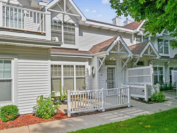 6235 S Creekside DRIVE #21, Cudahy, WI 53110