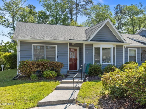 600 N 35th Street #901, Morehead City, NC 28557