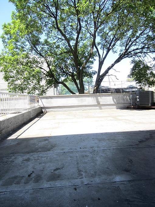 2nd image of 10005 39th Ave