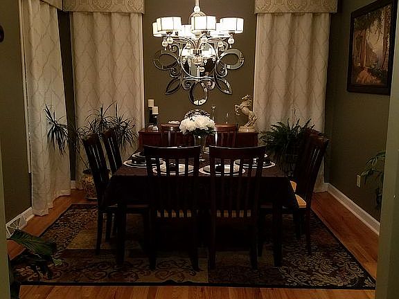 4th image of 12 Candlewood Dr