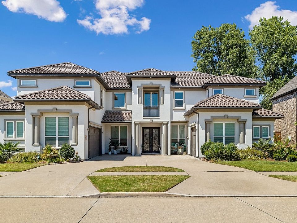 1st image of 6062 Amalfi Dr