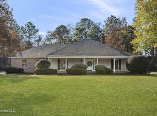 42 W Temple Rd, Petal, MS 39465