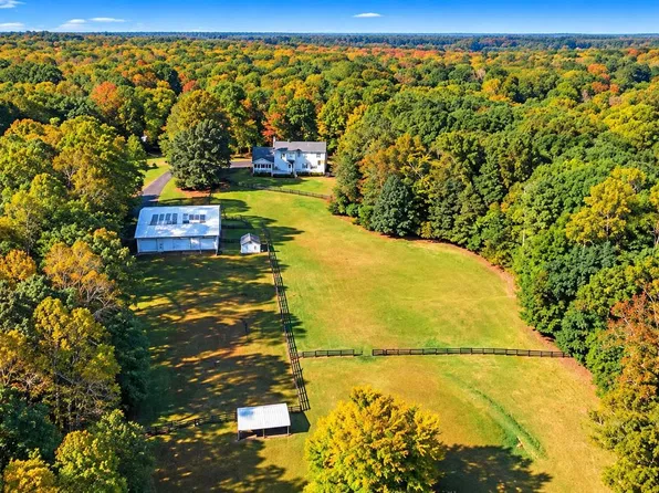 198 Lakeland Rd, Stafford, VA 22556