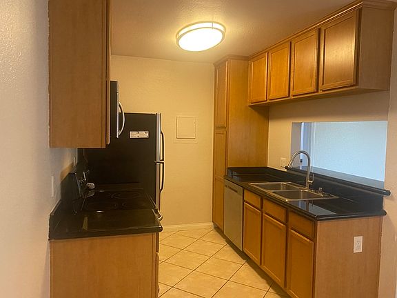 5th image of 345 Cabrillo Park Dr #M4