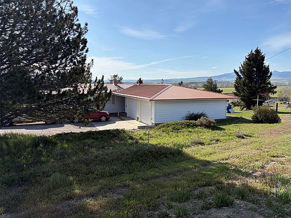 2nd image of 11 Hoover Rd