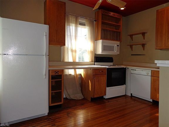 4th image of 833 Westover Ave APT 4