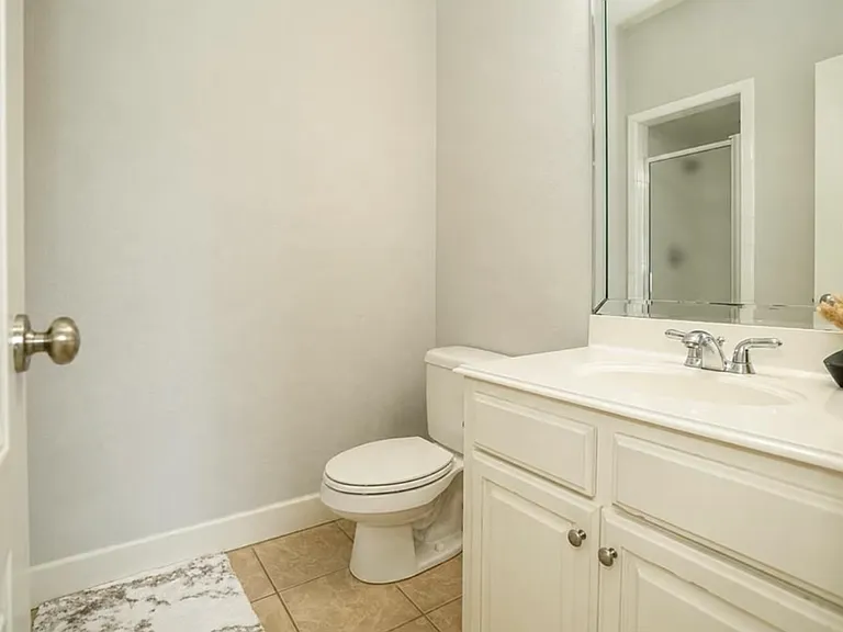 7001 Shadow Brooke St — Photo 30