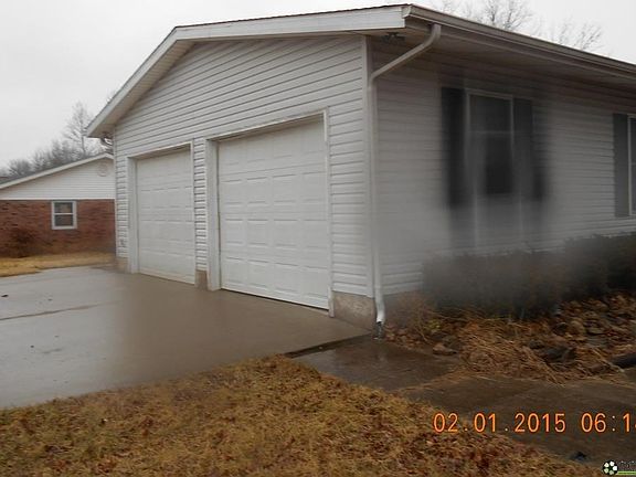 5th image of 527 Mutton Creek Dr