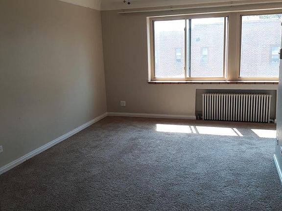 3rd image of 1080 N Logan St APT 301
