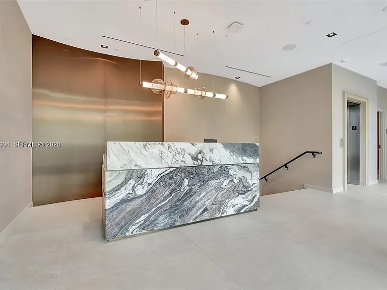 9901 W Bay Harbor Dr #401 — Photo 34
