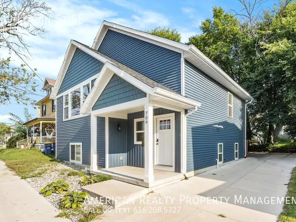 709 Logan St SE, Grand Rapids, MI 49503