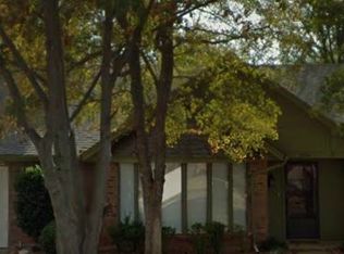 2704 Collard Rd, Arlington, TX 76017