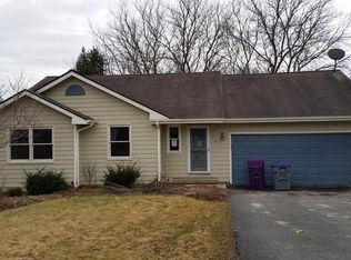 301 Redman Way SW, Poplar Grove, IL 61065