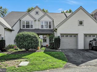 86 Hawk Valley Ln, Denver, PA 17517