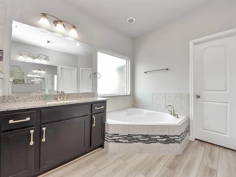 16735 Rockwall St — Photo 19