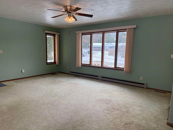 3rd image of 164 Blue Bird Ln