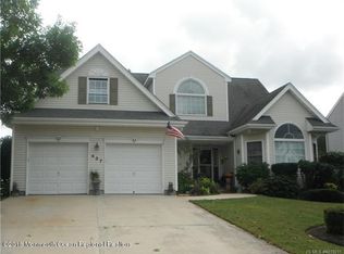 437 Mermaid Dr, Manahawkin, NJ 08050