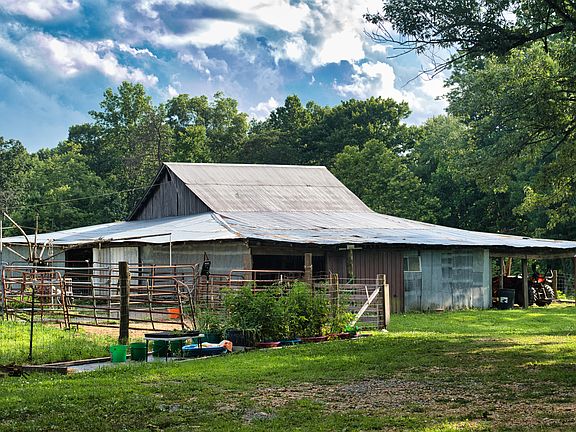 3rd image of 1321 State Highway 80