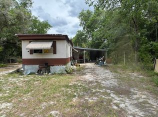 212 Dawn Ave, Interlachen, FL 32148