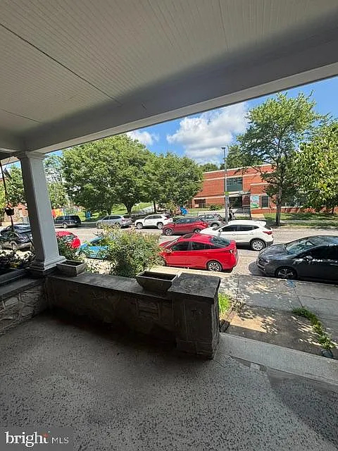 2 bed, 2.0 bath, 1712 sqft, $2,200 — Photo 2