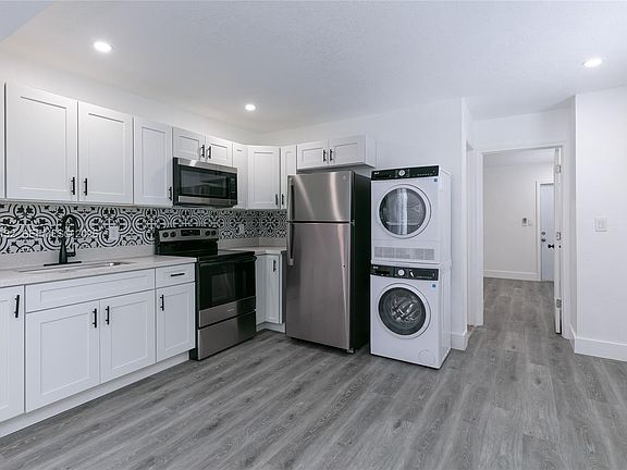 4th image of 6125 SW 40th Ct #4