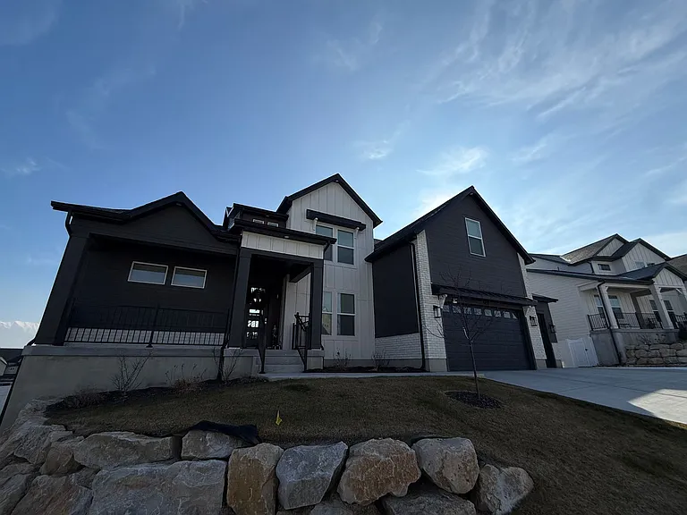1426 N Osprey Way — Photo 3