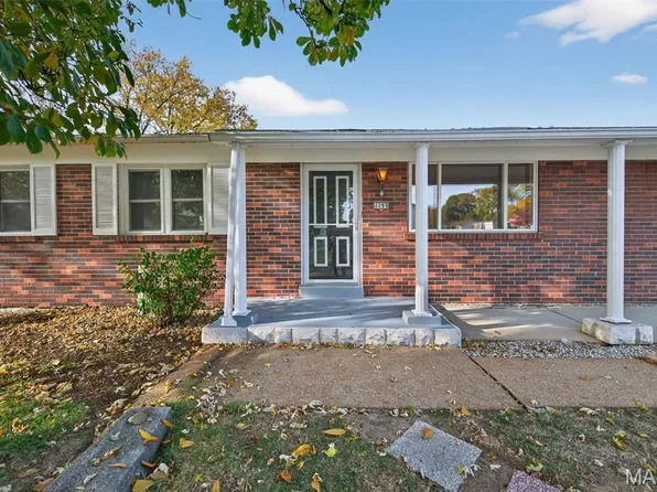 4099 Lockport Dr, Bridgeton, MO 63044