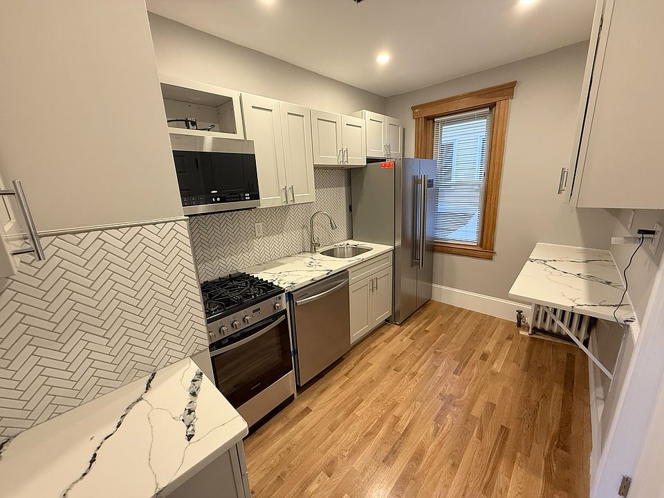 1st image of 97 Hancock St APT 4