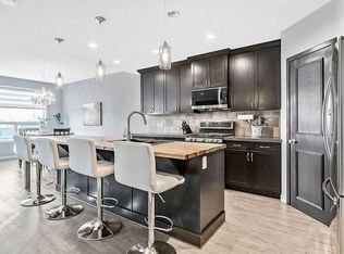 90 SW Brightoncrest Grv SE, Calgary, AB T2Z0V5