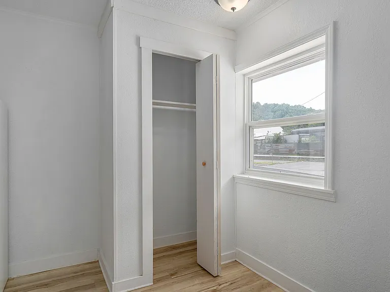 21 Larue St. Apartments — Photo 17