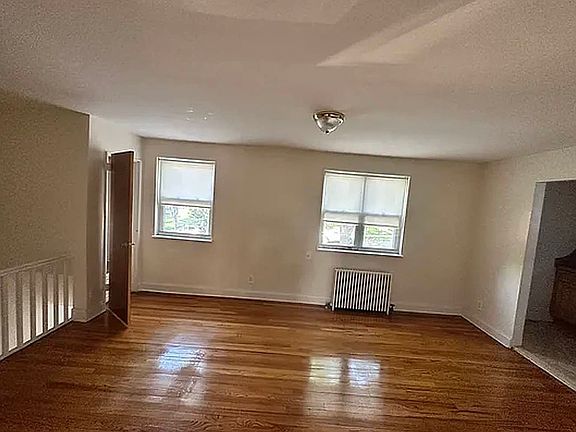 4th image of 68-45 Cloverdale Blvd #2A