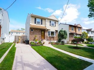 419 Main St, Staten Island, NY