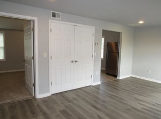 7 Main St APT 204, Annandale, NJ 08801