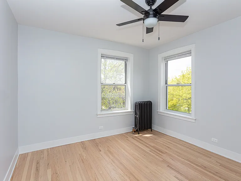 4117 W Belle Plaine Ave #1N — Photo 17