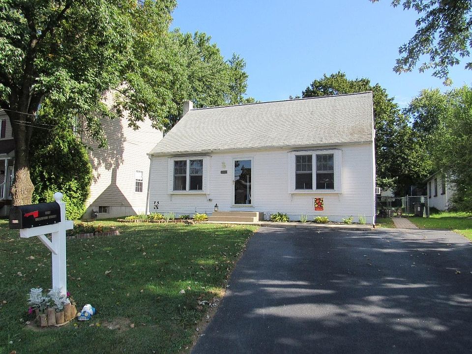 1st image of 4913 Greenwood St