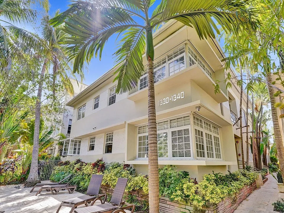1340 Drexel Ave #407