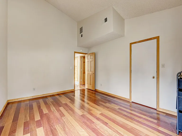 140 Deer Ln — Photo 23
