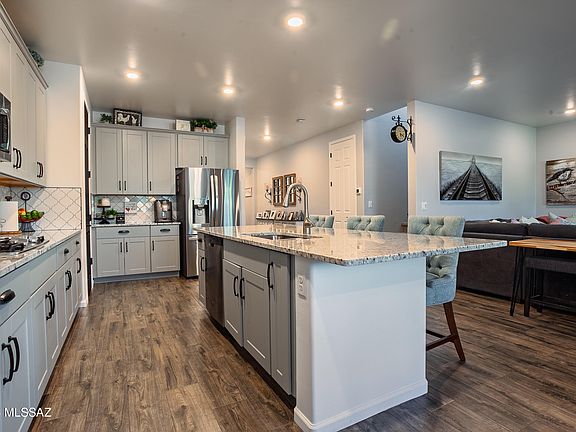 3rd image of 3272 W Shadow Park Way
