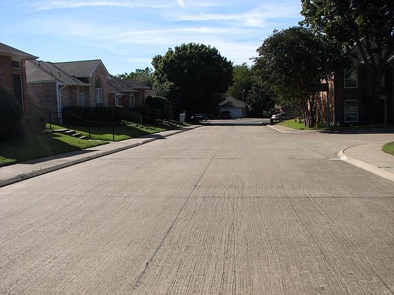 5th image of 718 Ashbrook Dr