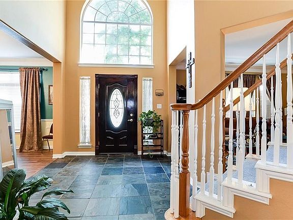 2nd image of 5803 Kensington Dr