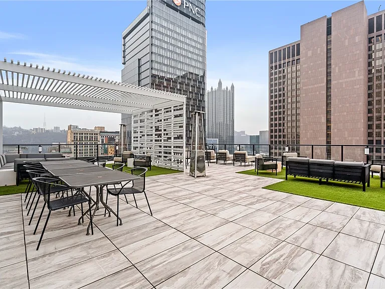 350 Oliver Ave #1303 — Photo 22