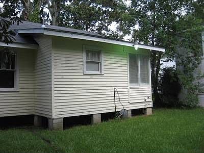 2nd image of 3730 Beechwood Dr