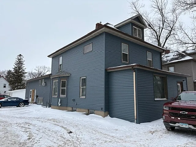 1114 University Dr N #3 — Photo 13
