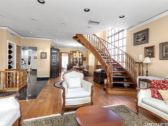 4th image of 145-85 9th Avenue