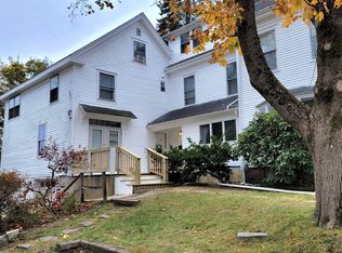 40 Bow St #D, Freeport, ME 04032