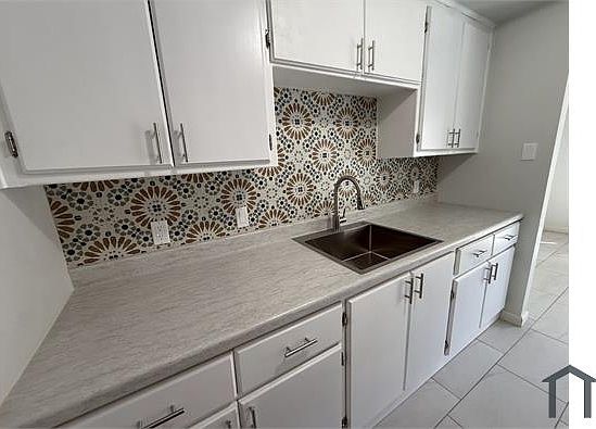 4th image of 66309 Desert View Ave #1
