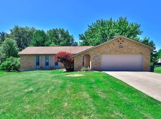 7403 Lake Lakota Cir, West Chester, OH